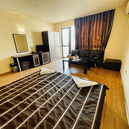At The American'S Hotel Pomorie Ngoại thất bức ảnh