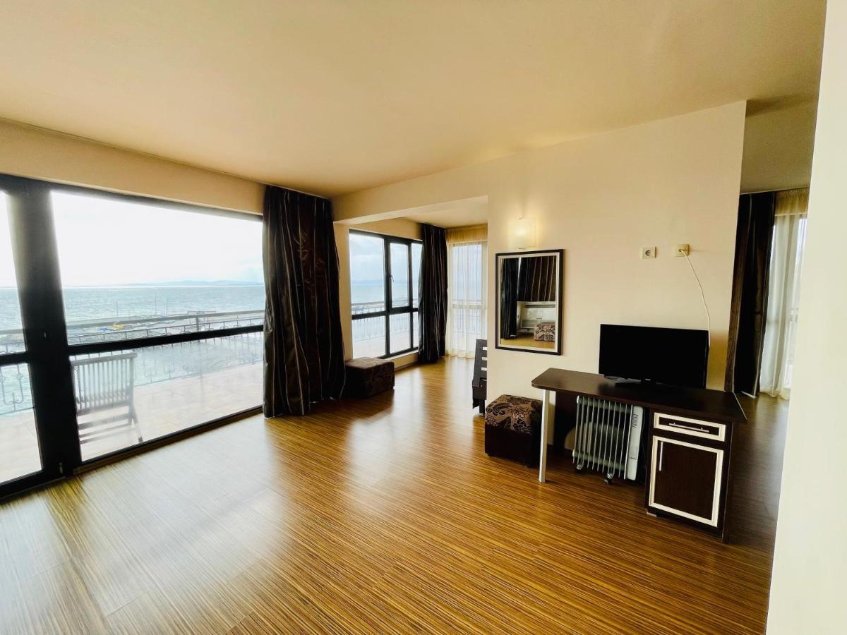 At The American'S Hotel Pomorie Ngoại thất bức ảnh