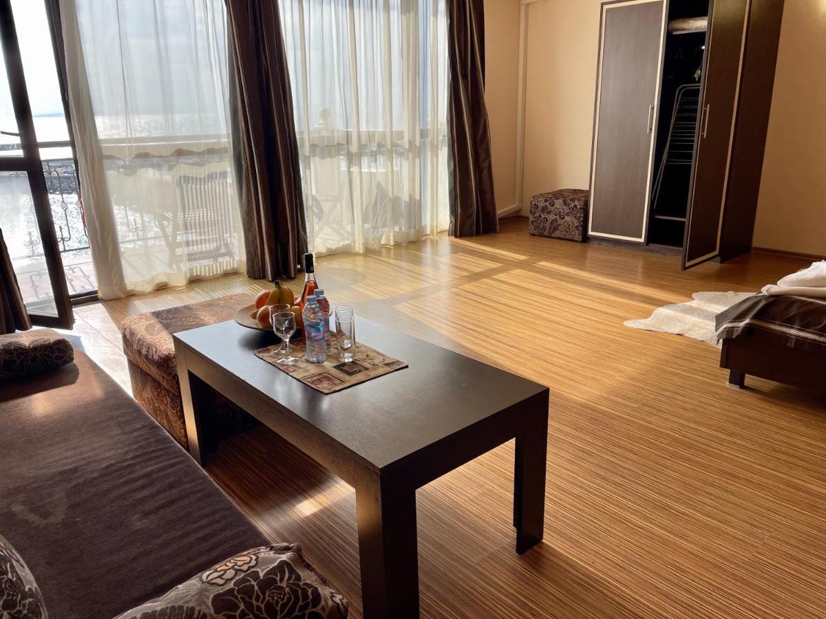 At The American'S Hotel Pomorie Ngoại thất bức ảnh