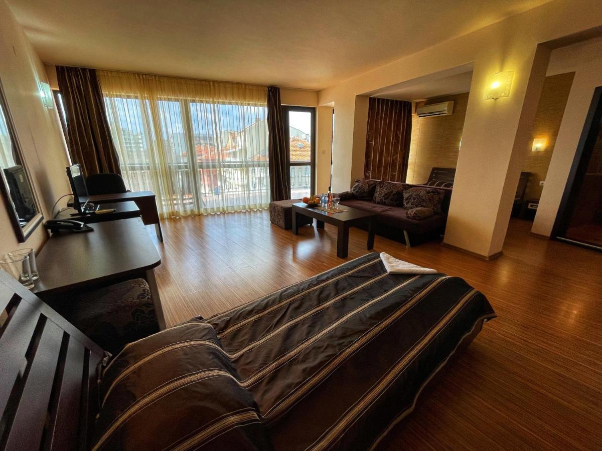 At The American'S Hotel Pomorie Ngoại thất bức ảnh
