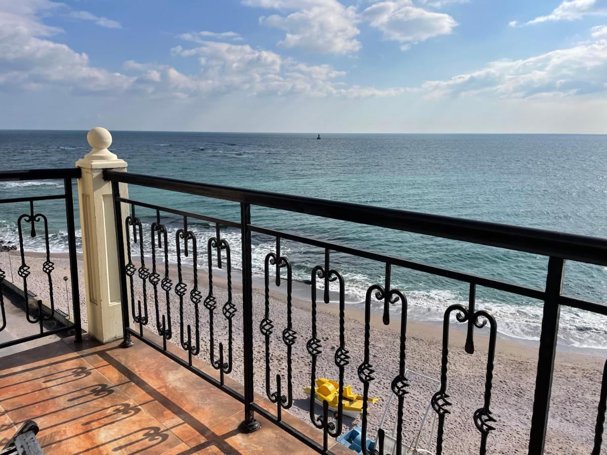 At The American'S Hotel Pomorie Ngoại thất bức ảnh