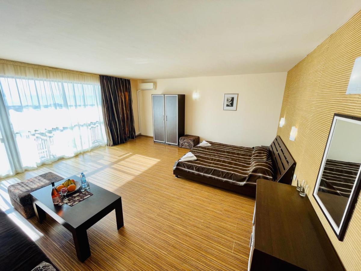 At The American'S Hotel Pomorie Ngoại thất bức ảnh