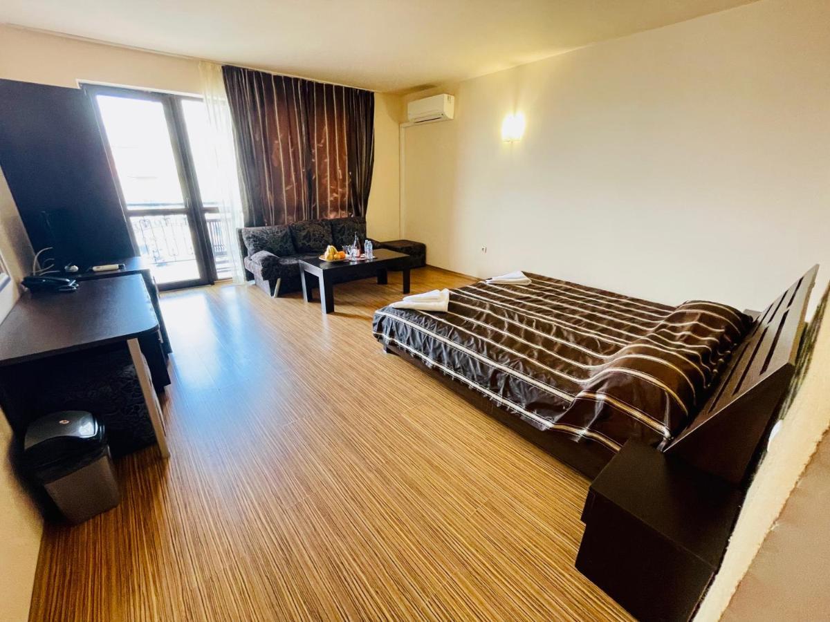 At The American'S Hotel Pomorie Ngoại thất bức ảnh