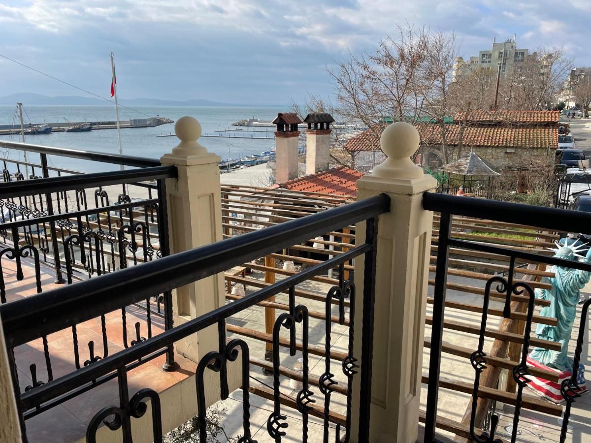 At The American'S Hotel Pomorie Ngoại thất bức ảnh