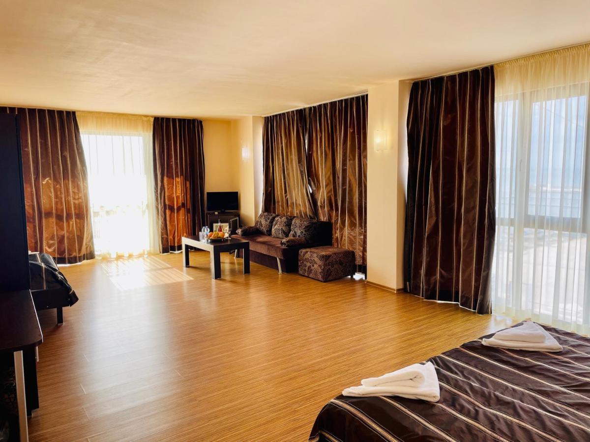 At The American'S Hotel Pomorie Ngoại thất bức ảnh
