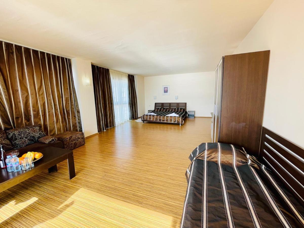 At The American'S Hotel Pomorie Ngoại thất bức ảnh