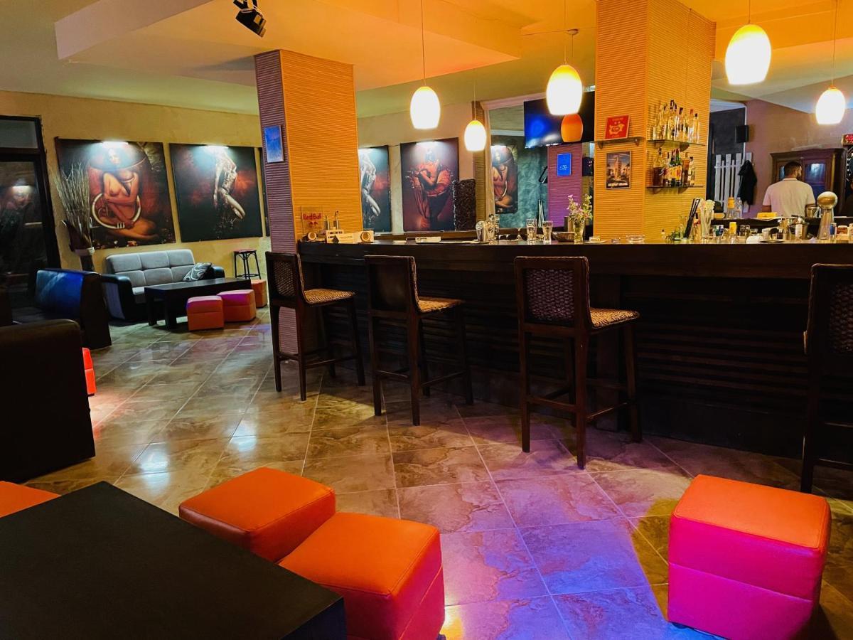 At The American'S Hotel Pomorie Ngoại thất bức ảnh